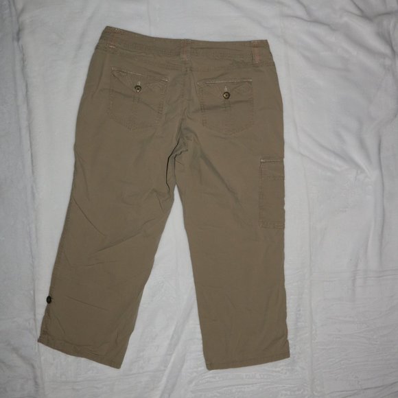 Cache Cargo Khaki Lightweight Cropped Pants - Floral Design - Waist 30x23 Inseam - Picture 7 of 10